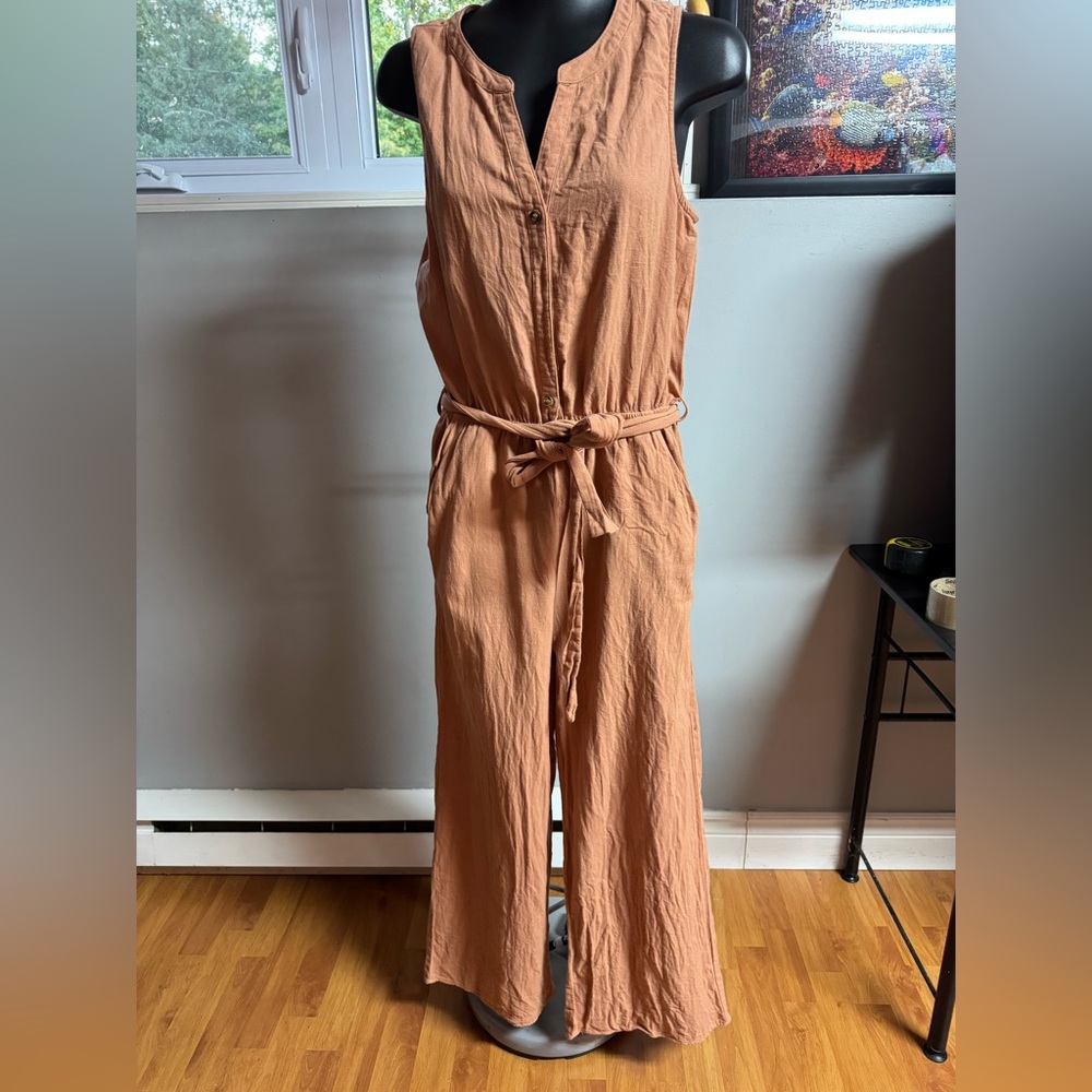 100% cotton romper . Like new condition